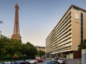 Bar et Rooftop Paris 7ème Invalides / Tour Eiffel
