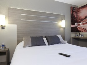Chambre day use Voiron - Double standard - Bedroom
