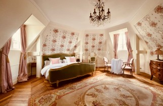 Suite Royale Château du Prieuré d'Evecquemont - Suite Royale en journée - jusque 3 personnes - Bedroom