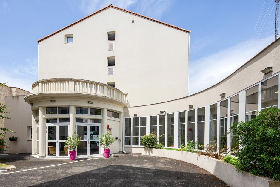 Hotel apartamento Niort Façade