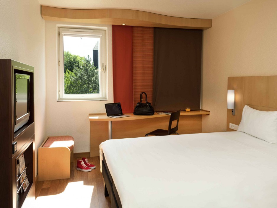 Cadena hotelera Nogent-sur-Marne chambre en journée ibis nogent sur Marne