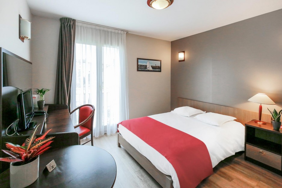 Chambre day use Agen Lit double