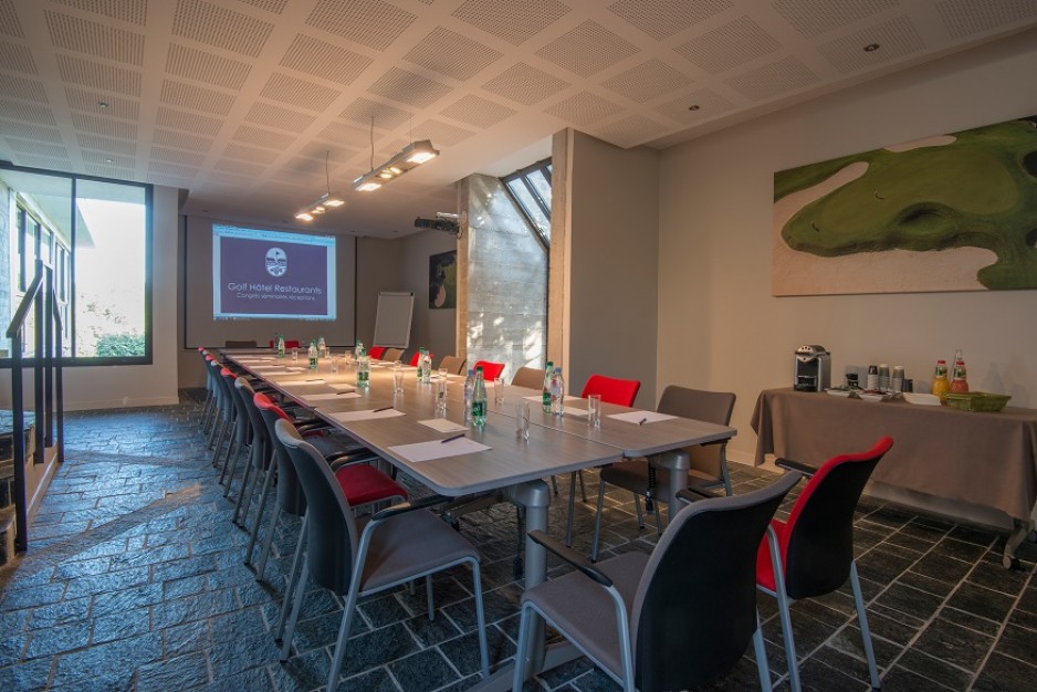 Brignoles Riunione Réunion Salle 50m²