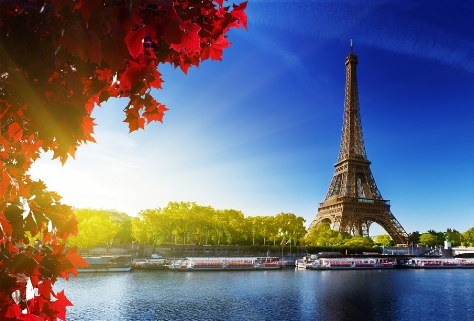 Tourist visits Paris